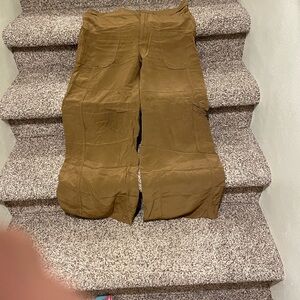 Zara Women's Tan trousers